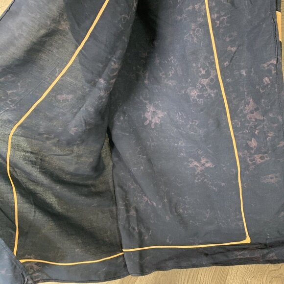 Scarf Wrap Black Tan Batik Tie-Dye W/Tan Triangle Cotton Feel Fabric 64" X 44" - Picture 6 of 6